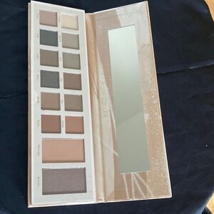 Laura Geller Shimmering Champagne-Gold Highlight Palette